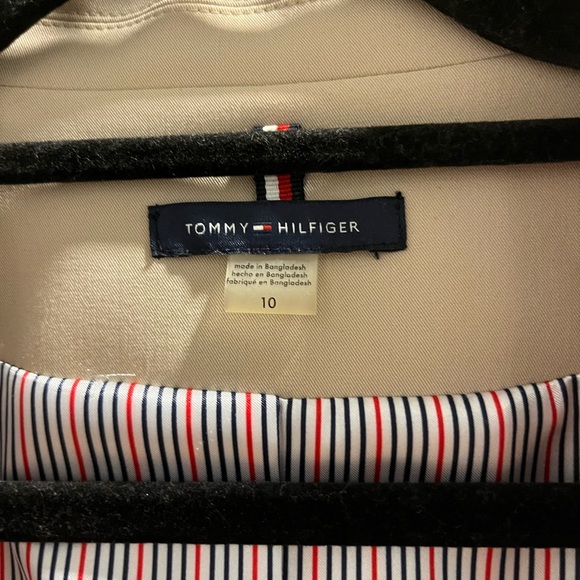 Tommy Hilfiger dressy blazer/suit jacket. - Picture 4 of 4